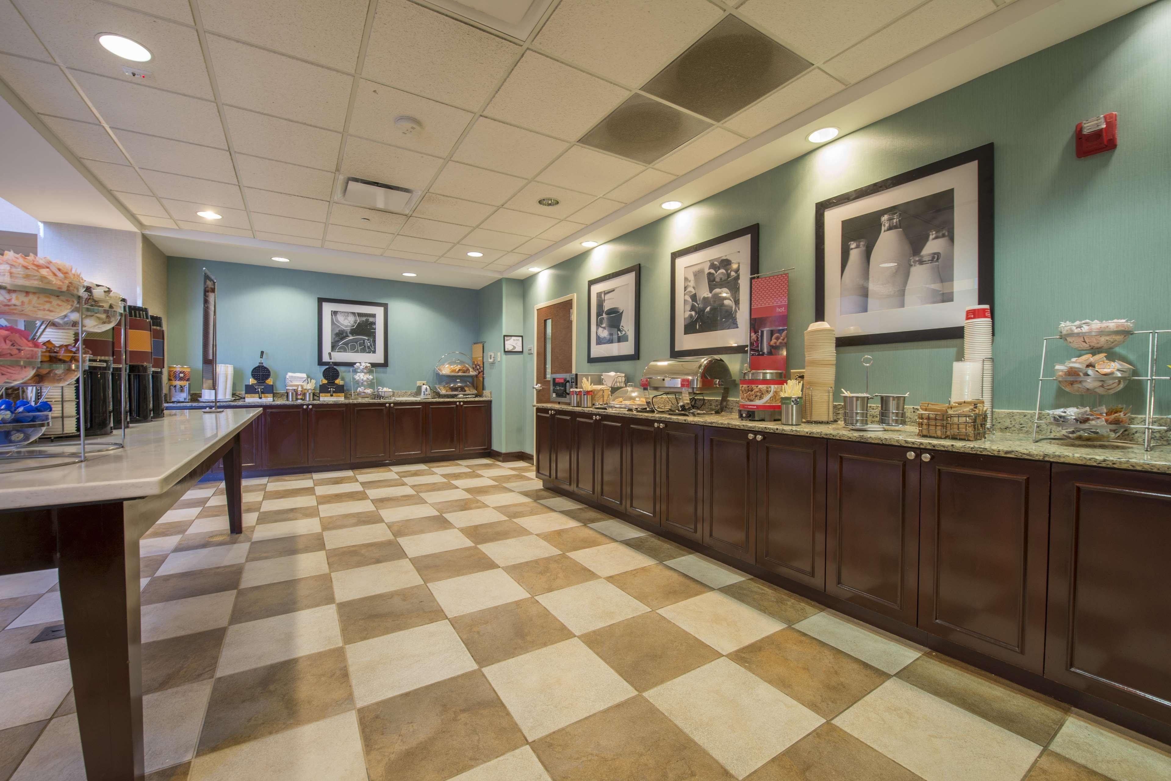 Hampton Inn & Suites Atlanta Airport West Camp Creek Pkwy College Park Bagian luar foto