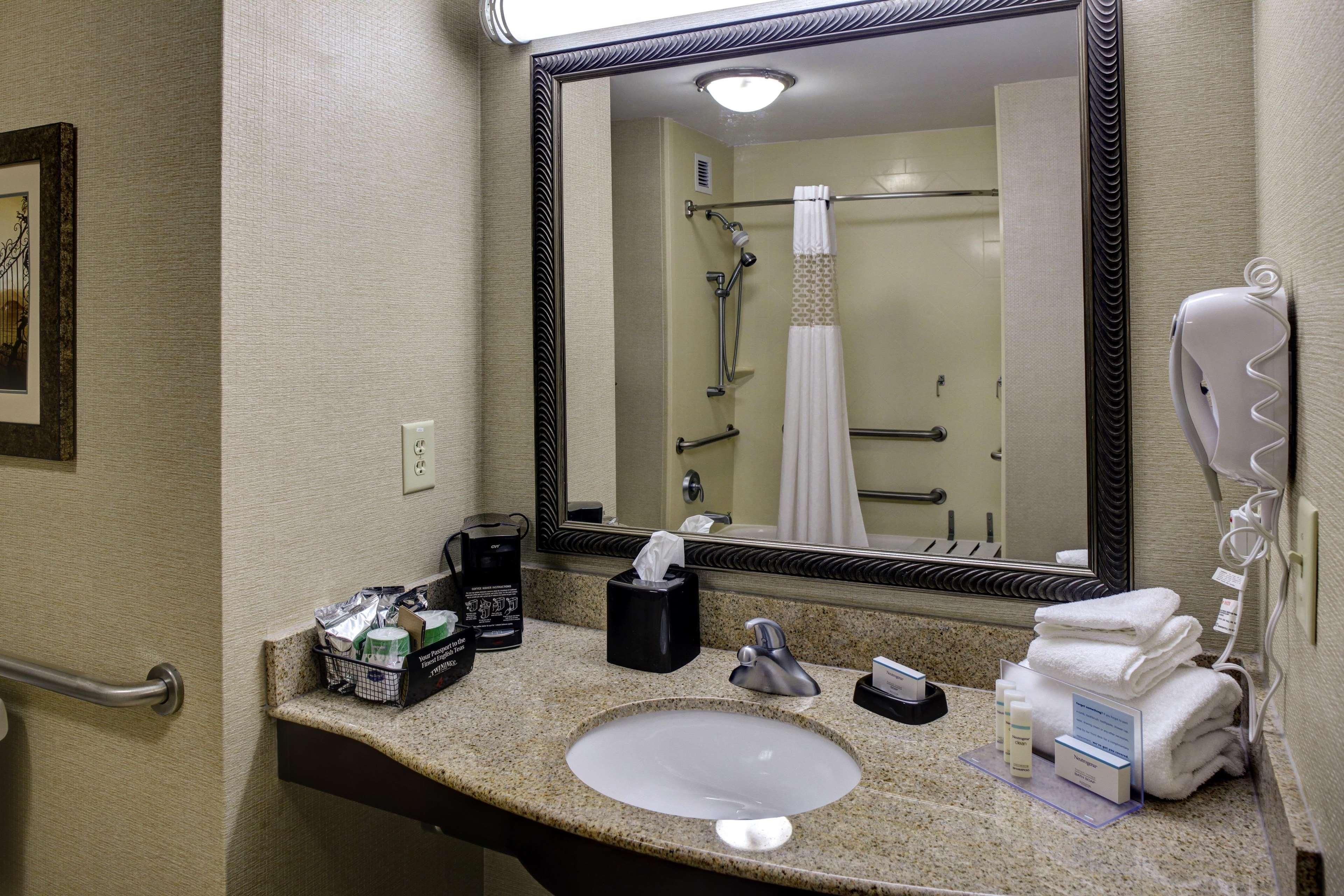 Hampton Inn & Suites Atlanta Airport West Camp Creek Pkwy College Park Bagian luar foto