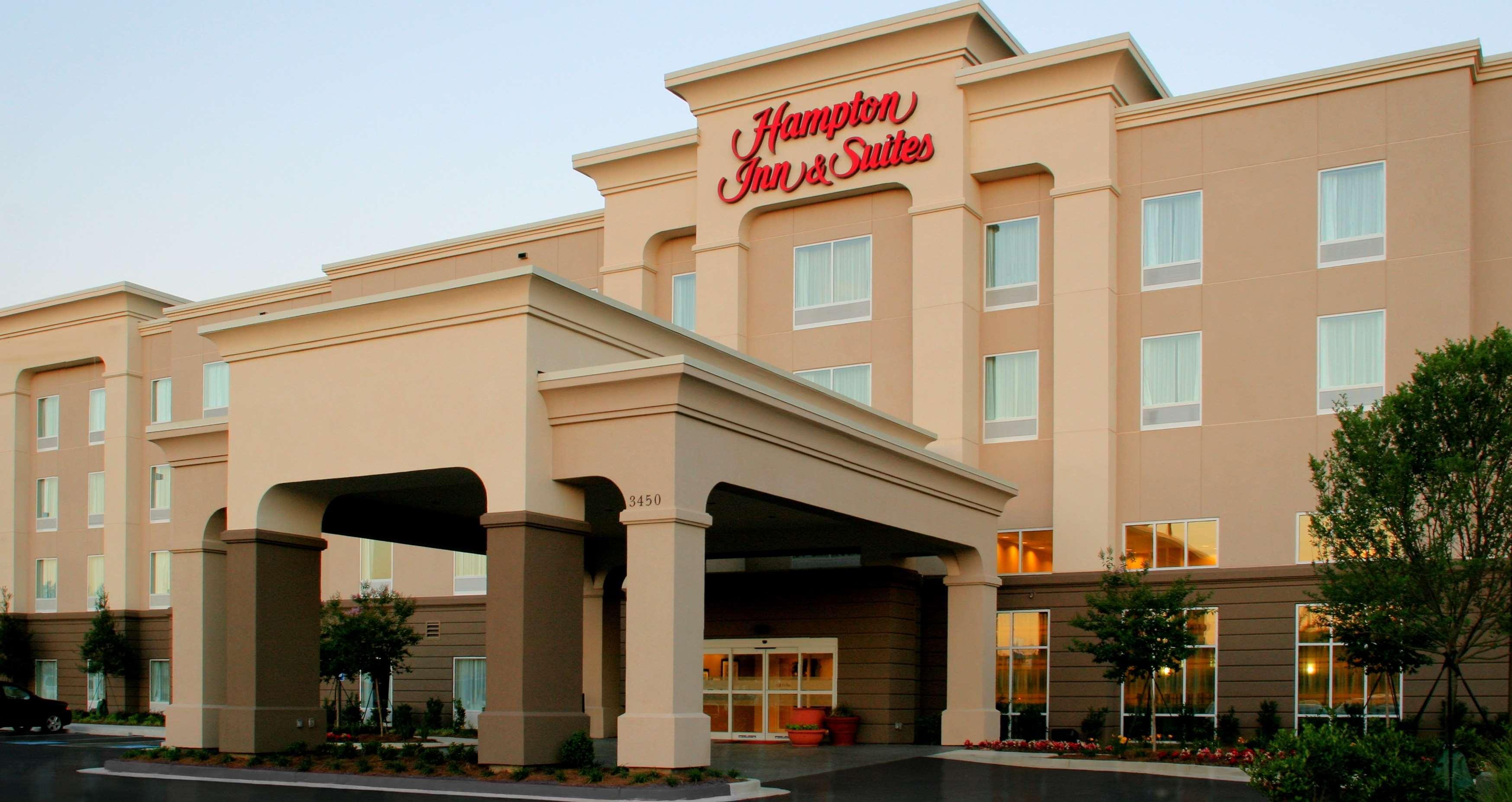 Hampton Inn & Suites Atlanta Airport West Camp Creek Pkwy College Park Bagian luar foto