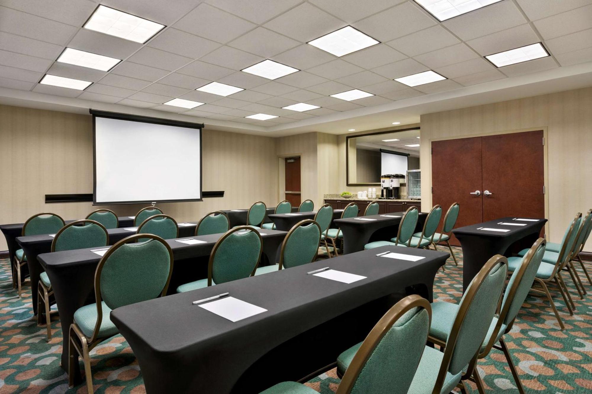 Hampton Inn & Suites Atlanta Airport West Camp Creek Pkwy College Park Bagian luar foto