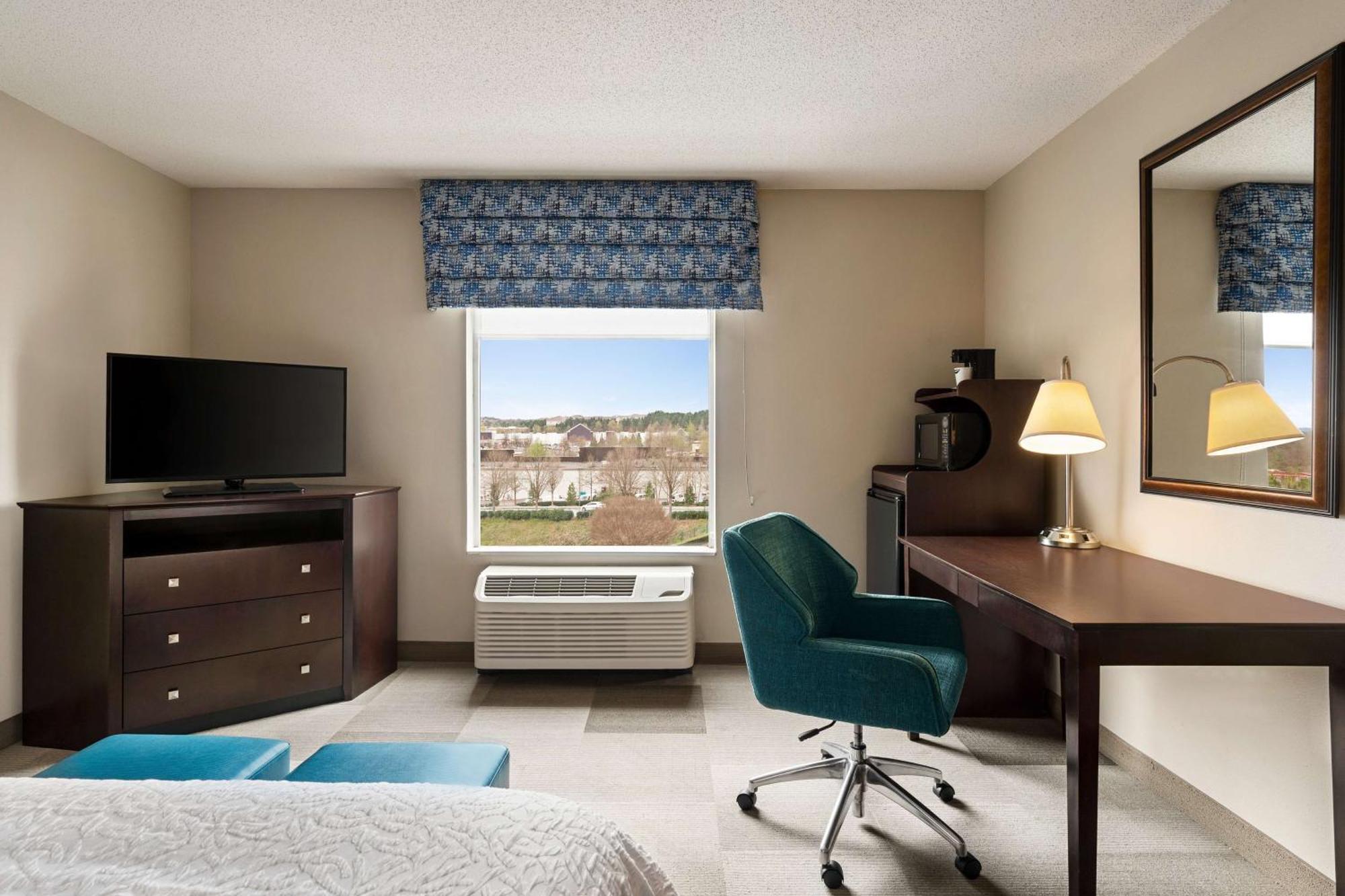Hampton Inn & Suites Atlanta Airport West Camp Creek Pkwy College Park Bagian luar foto
